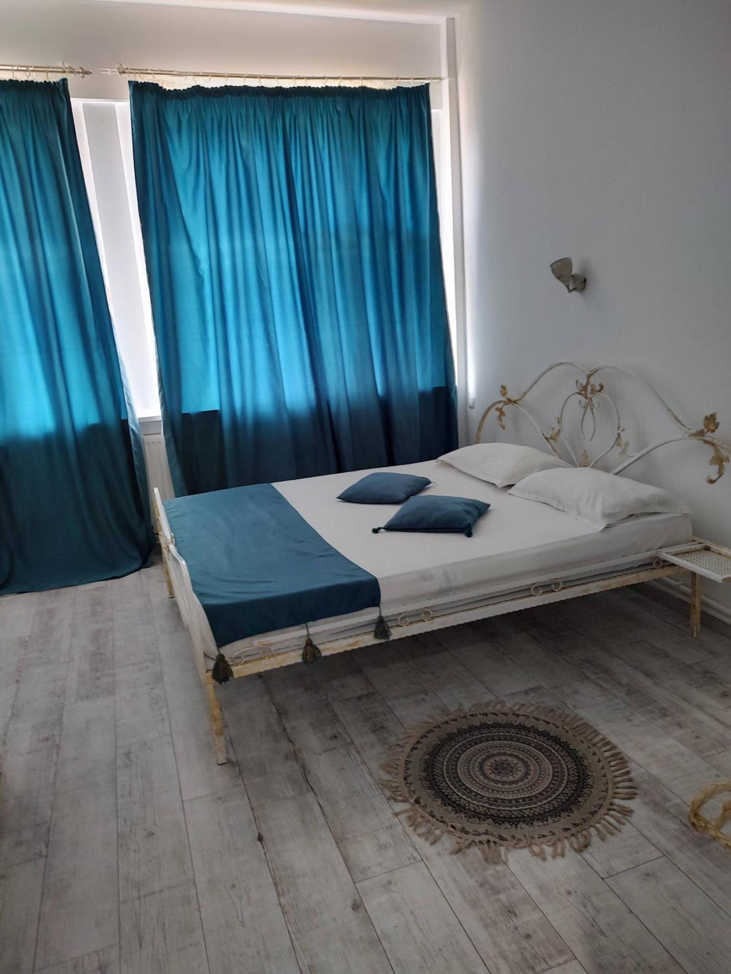 Puzzle Magic Bed & Breakfast Piteşti Dış mekan fotoğraf