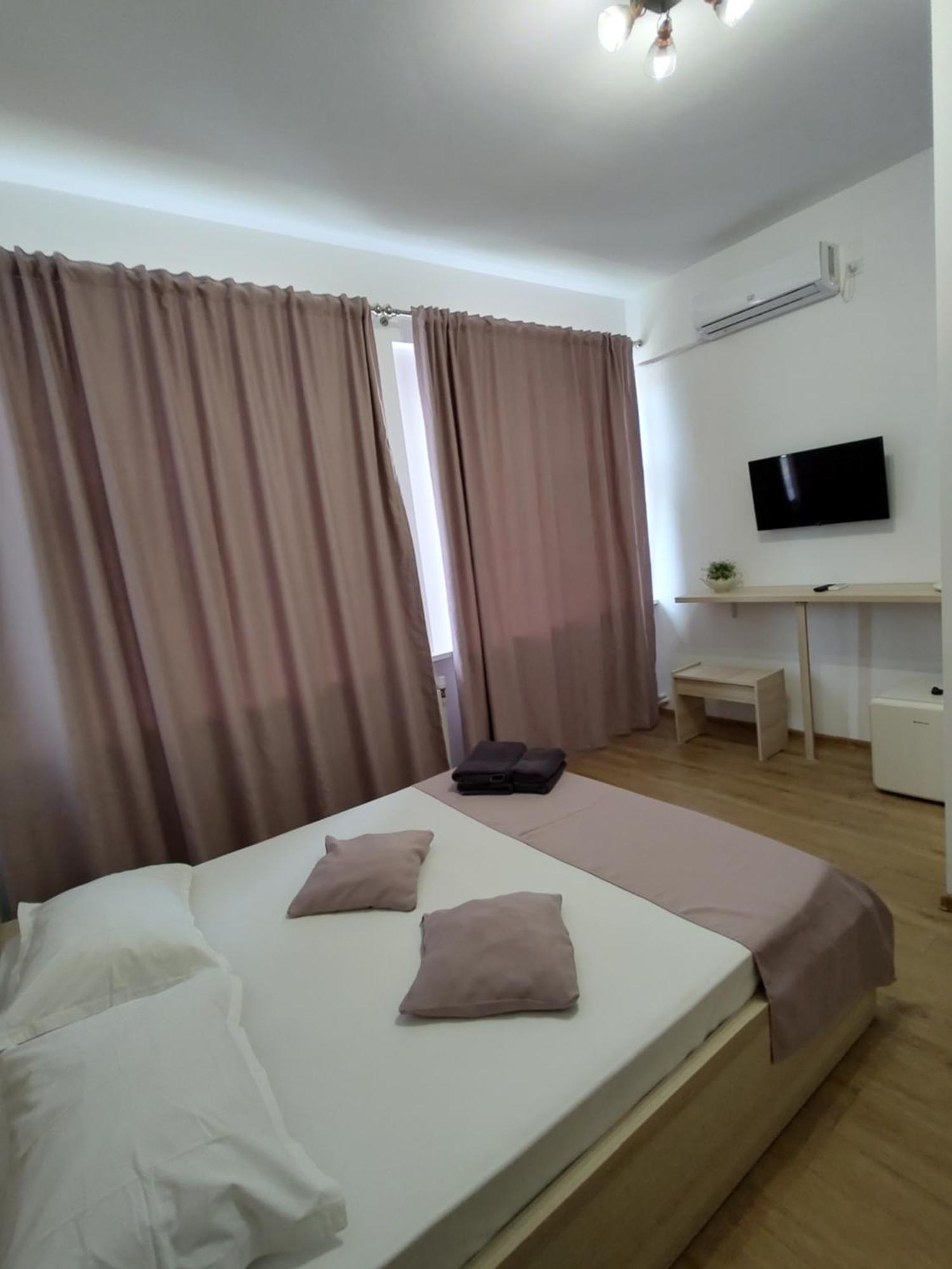 Puzzle Magic Bed & Breakfast Piteşti Dış mekan fotoğraf